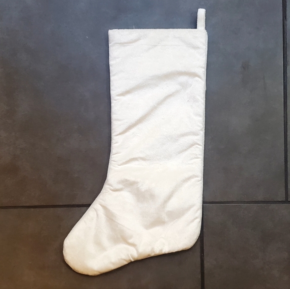 Luxe Habitat Beaded Stocking - Picture 7 of 9